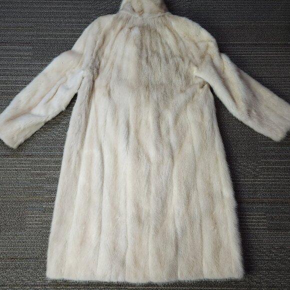 Vintage Eaton Salon White Fur Long Coat (XL - 42) - Picture 11 of 15